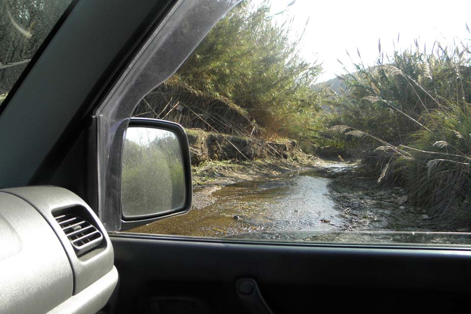 4x4-drive-vori-river