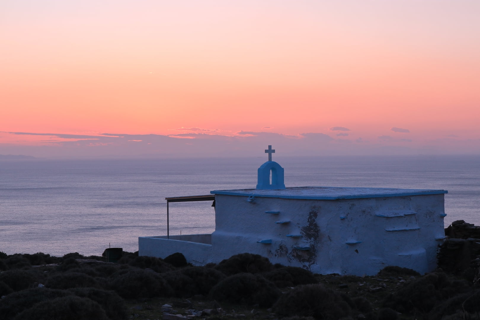 Chapel in South Korthi Andros