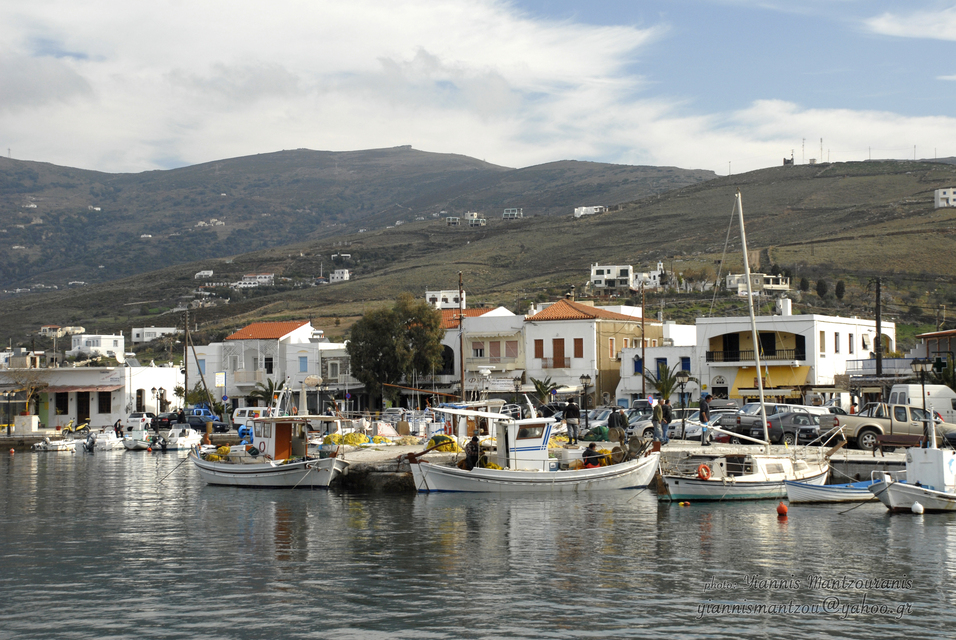 Hiking-on-Andros-Cyclades