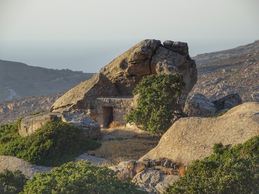 Walking daily tours in Cyclades