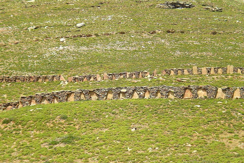 Dry-stone-walls-Andros-Cyclades