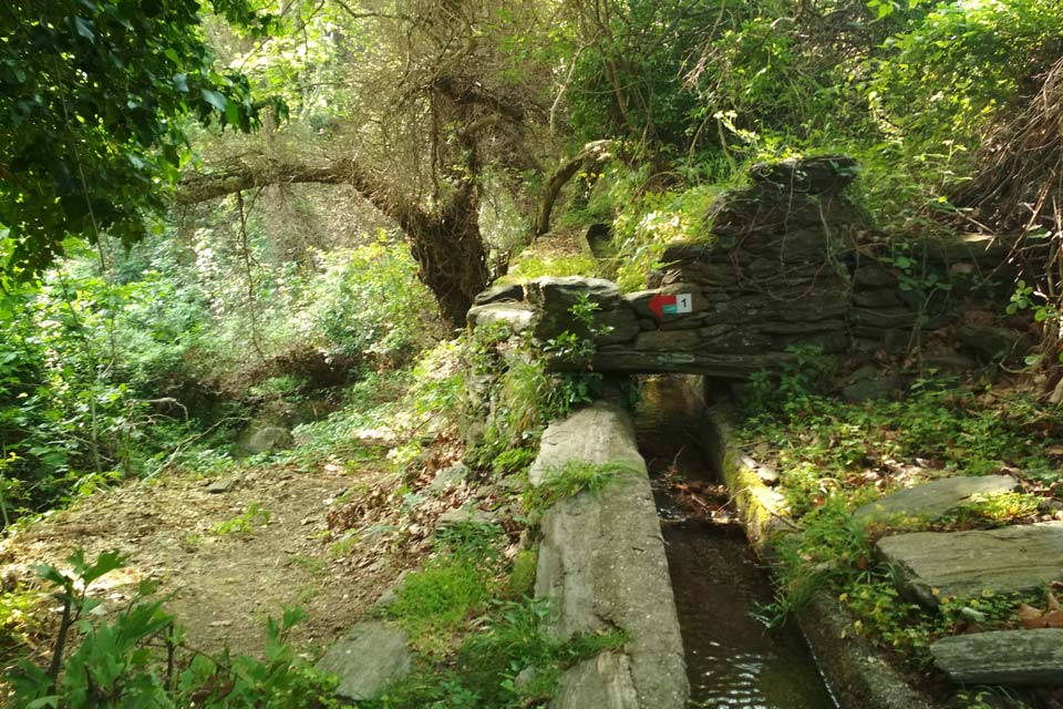 Hiking-Network-Andros-Route-no1