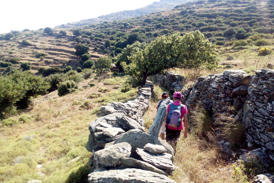 Hiking-Tours-Andros-Cyclades